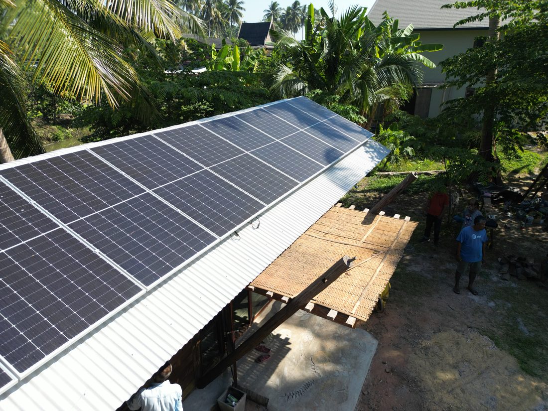 The array on the metal roof
