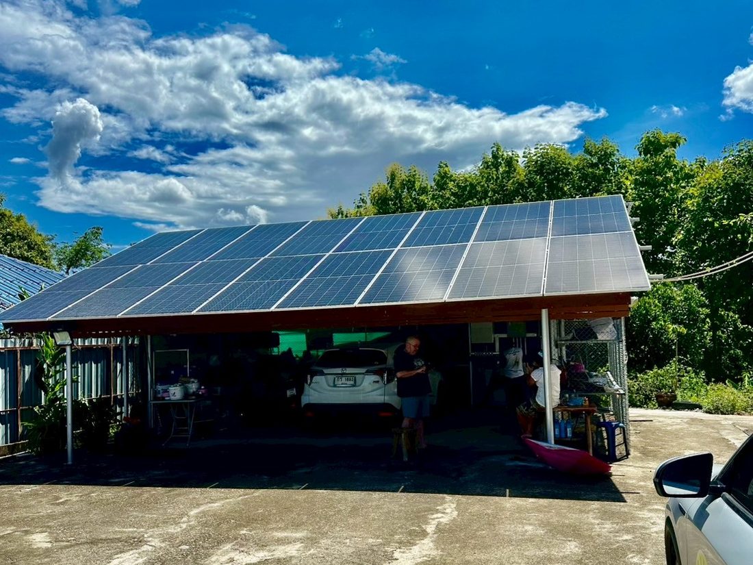 The carport array from the front