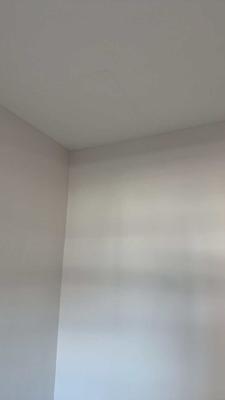 Ceiling access hatch (indoor cable route)